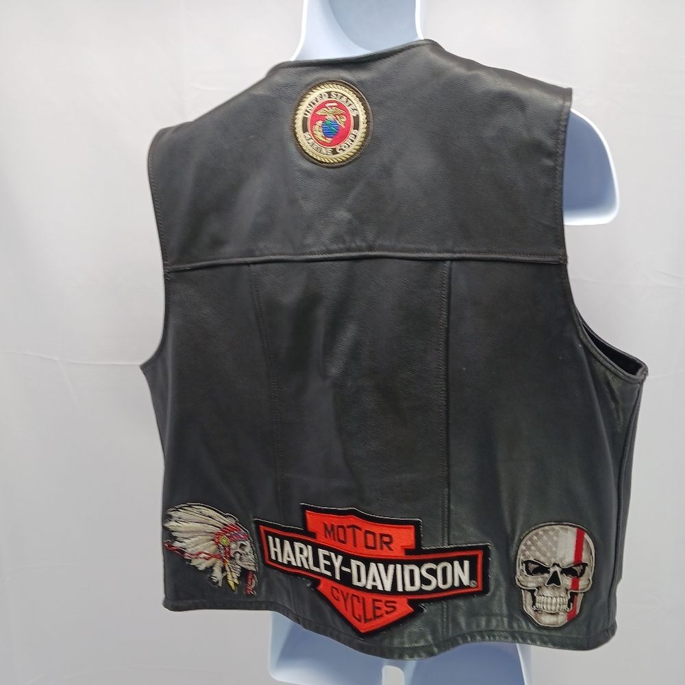 Harley-Davidson Men's Black Leather Biker Vest - Patches & Pins, USMC Veteran L. - Picture 3 of 16
